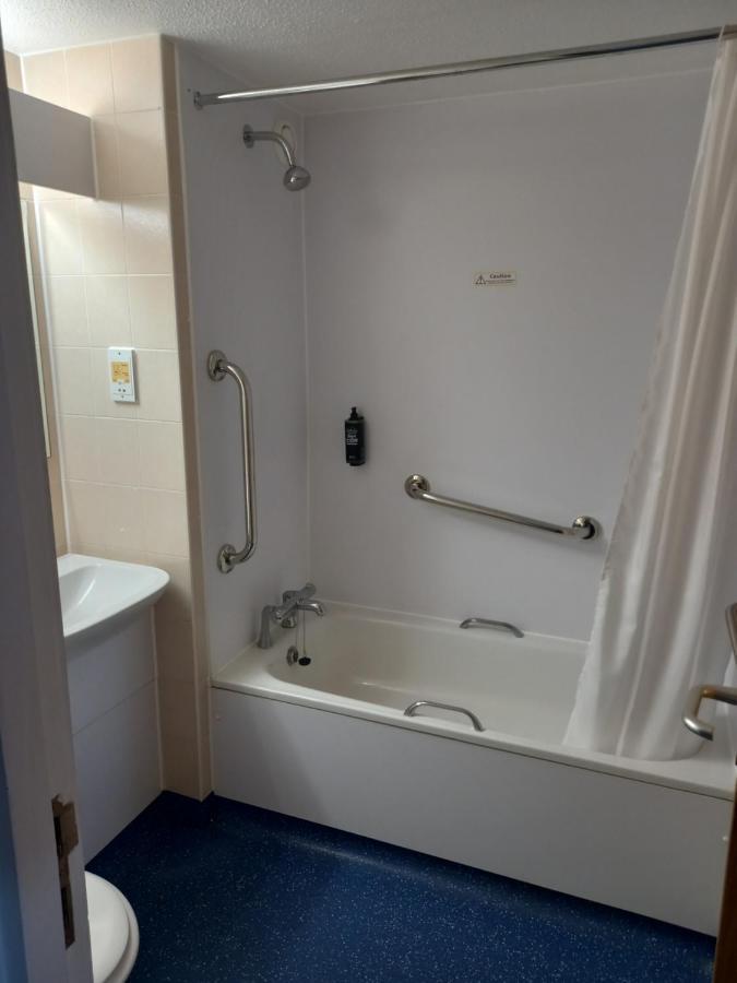 Thurrock Hotel M25 Services Aveley Esterno foto