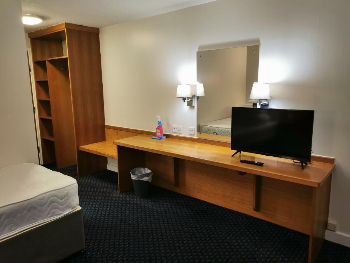 Thurrock Hotel M25 Services Aveley Esterno foto
